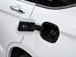 2023款PLUS 1.5T DCT豪华智联型 油箱盖