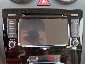 2012款2.4L 自动两驱精英版 中控区