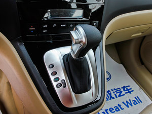 2012款2.4L 自动两驱精英版 换挡杆