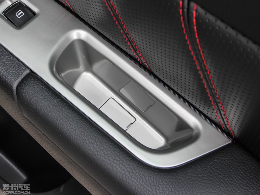 2013�����H6 ������ 1.5T �քӃ�����F��