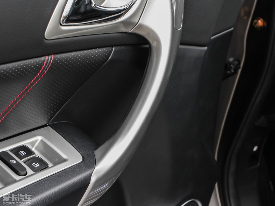 2013�����H6 ������ 1.5T �քӃ�����F��