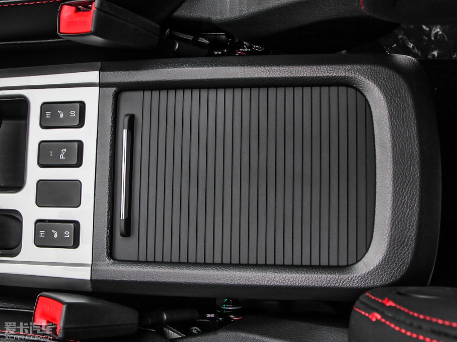 2013�����H6 ������ 1.5T �քӃ�����F��