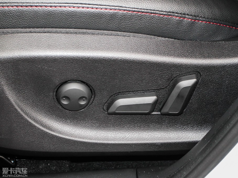 2013�����H6 �\�Ӱ� 1.5T �քӃ�����F��