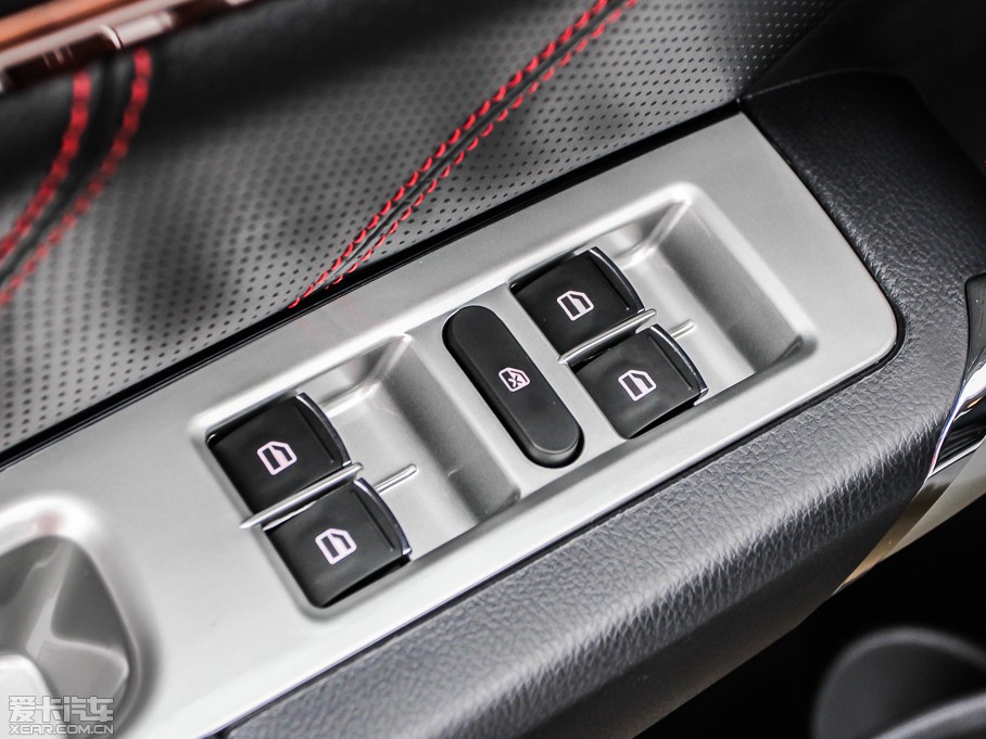 2013H6 \Ӱ 1.5T քӃF