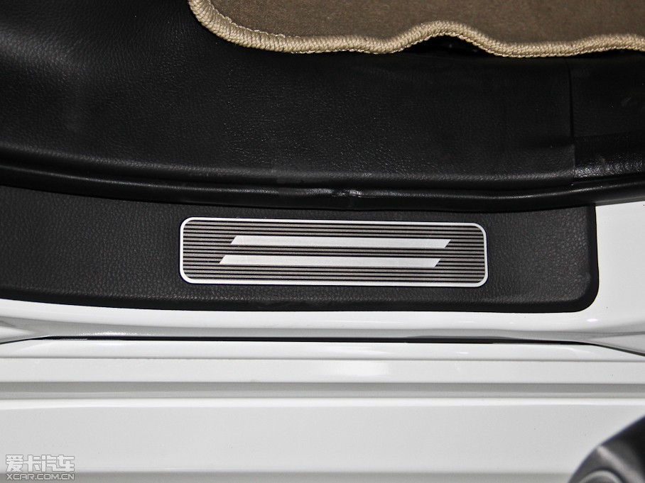 2013�����H6 ������ 1.5T �քӃ��(q��)��Ӣ��