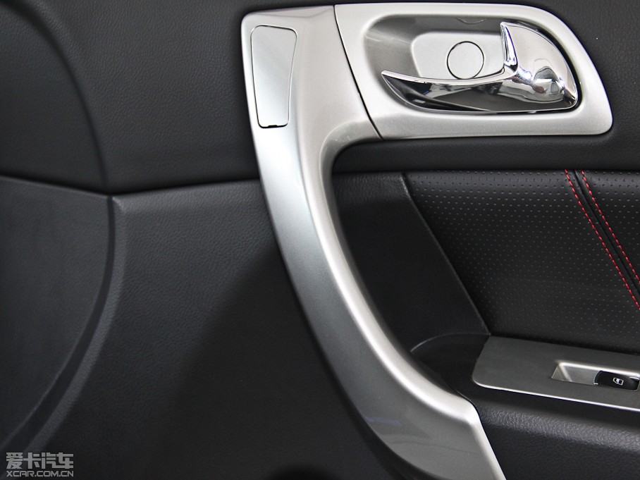 2013�����H6 ������ 1.5T �քӃ��(q��)��Ӣ��