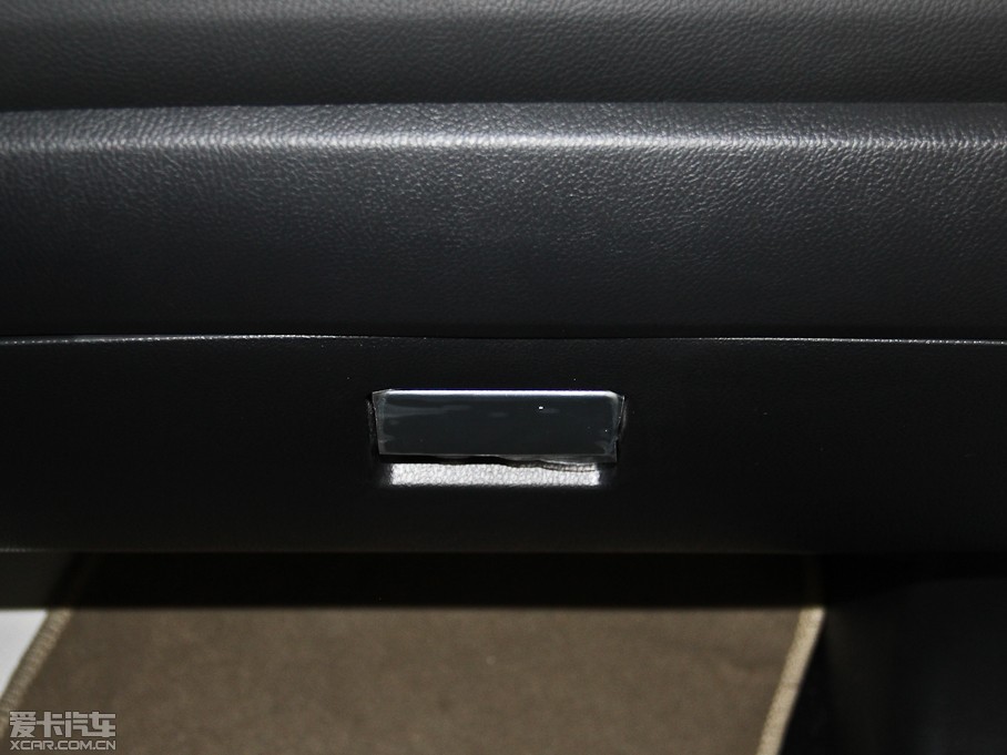 2013�����H6 ������ 1.5T �քӃ��(q��)��Ӣ��