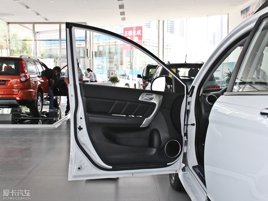 2013�����H6 ������ 1.5T �քӃ�򌾫Ӣ��