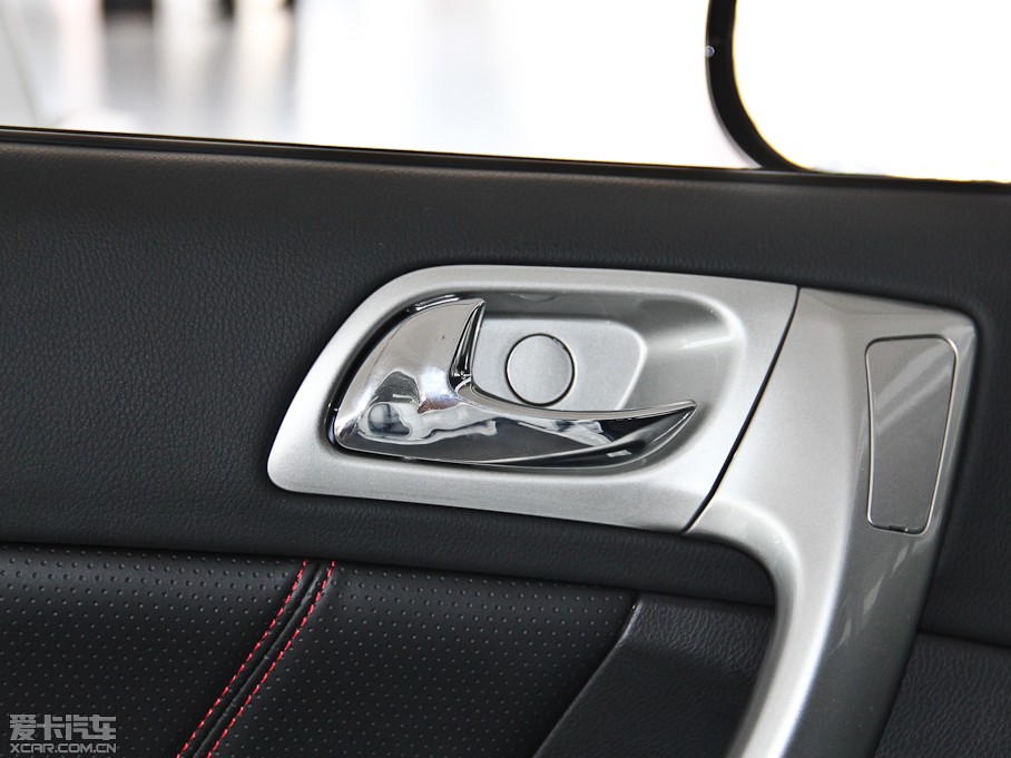 2013�����H6 ������ 1.5T �քӃ��(q��)��Ӣ��