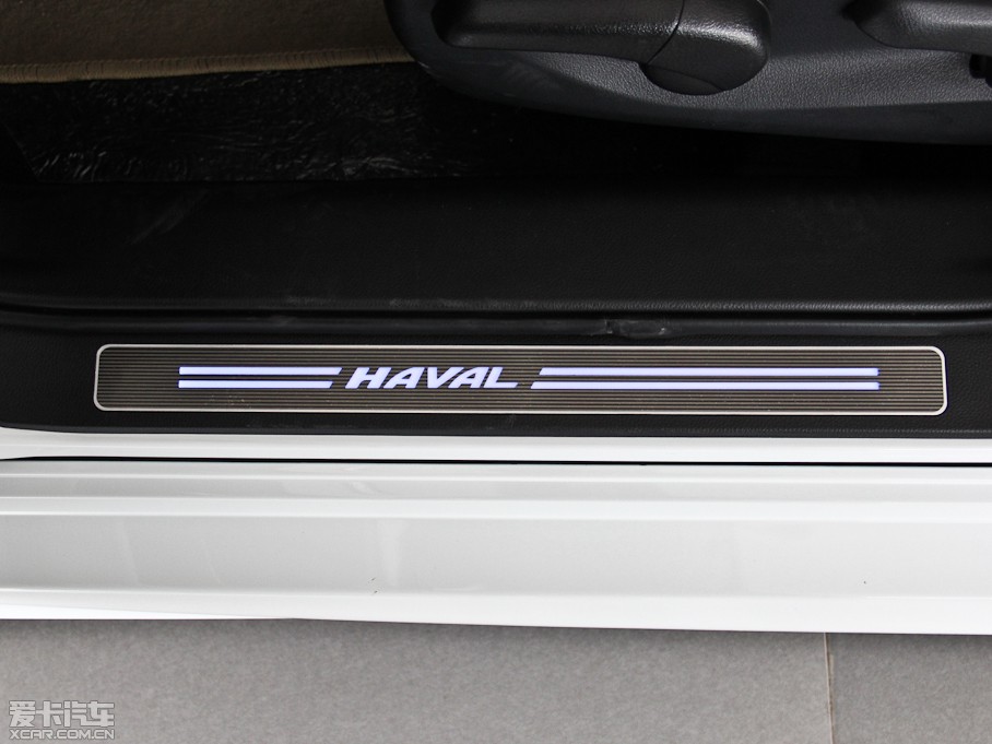 2013�����H6 ������ 1.5T �քӃ��(q��)��Ӣ��