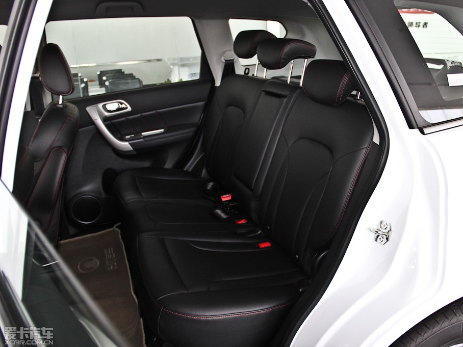 2013�����H6 ����(j��)�� 1.5T �ք�(d��ng)���(q��)��Ӣ��