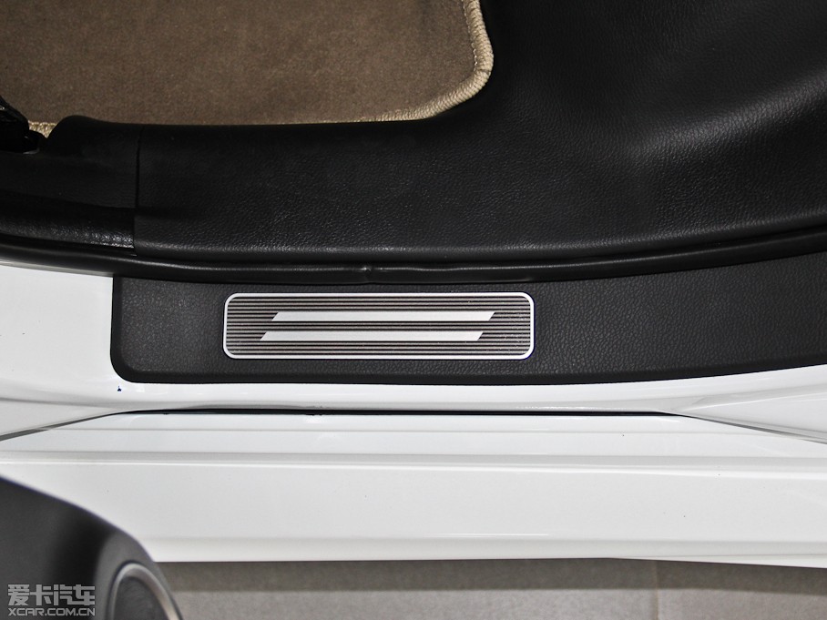 2013�����H6 ������ 1.5T �քӃ�򌾫Ӣ��