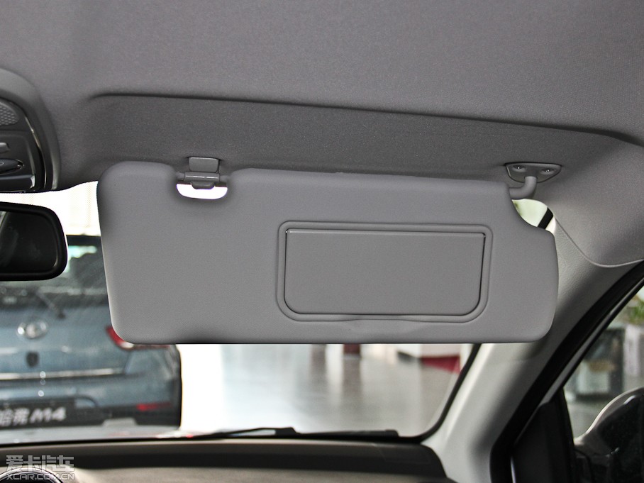 2013�����H6 ������ 1.5T �քӃ��(q��)��Ӣ��