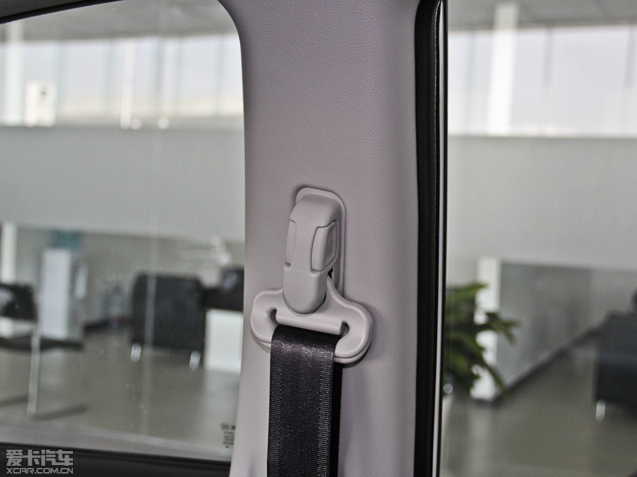 2013�����H6 ������ 1.5T �քӃ�򌾫Ӣ��