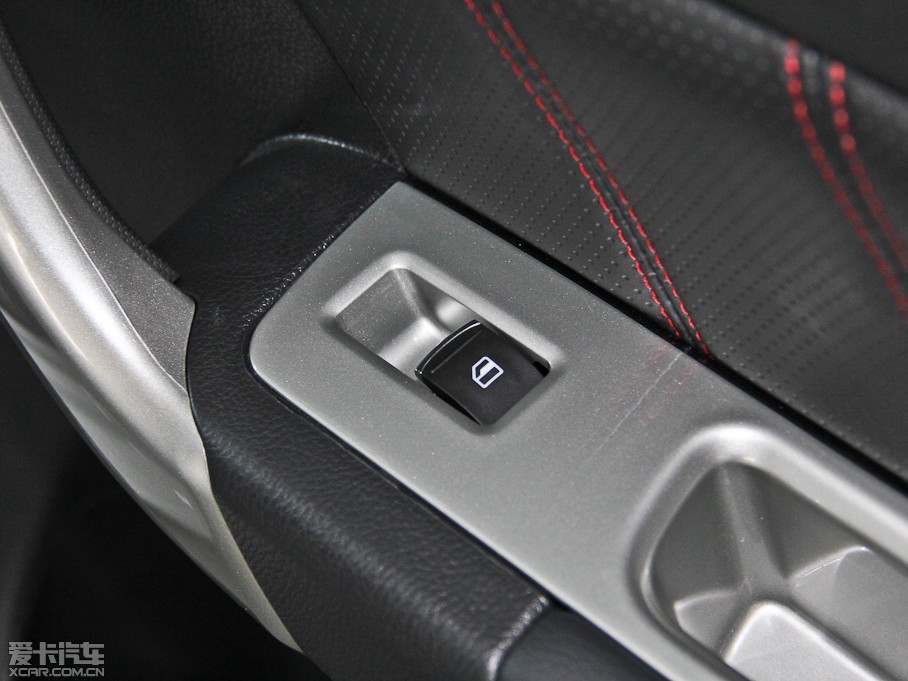 2013�����H6 ������ 1.5T �քӃ�򌾫Ӣ��