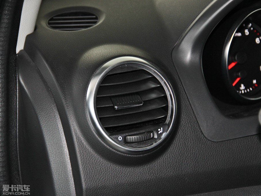 2013�����H6 ������ 1.5T �քӃ�򌾫Ӣ��