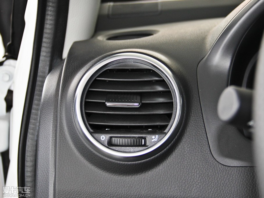 2013�����H6 ������ 1.5T �քӃ�򌾫Ӣ��