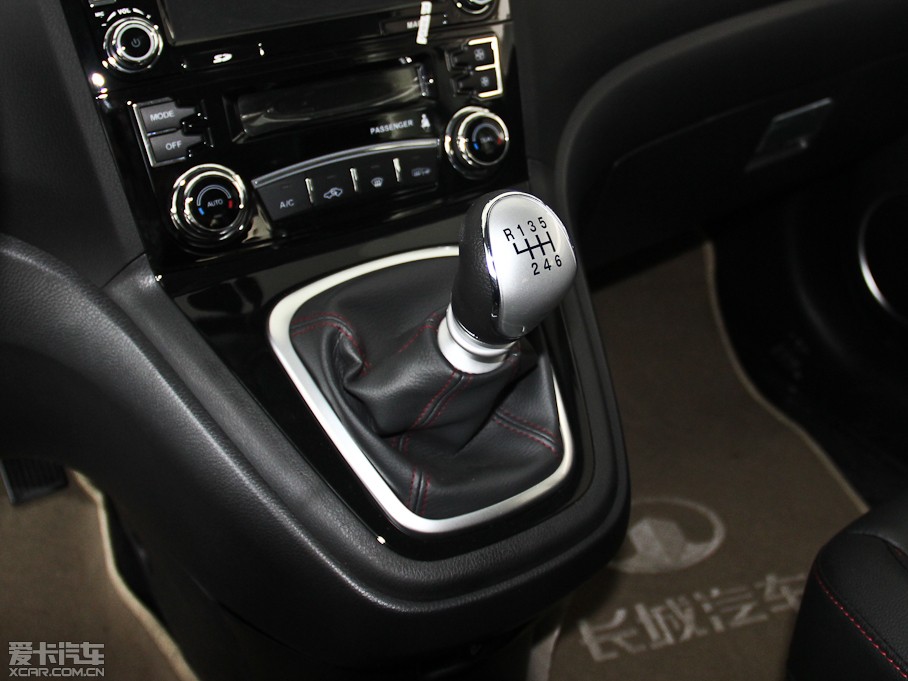 2013�����H6 ������ 1.5T �քӃ��(q��)��Ӣ��