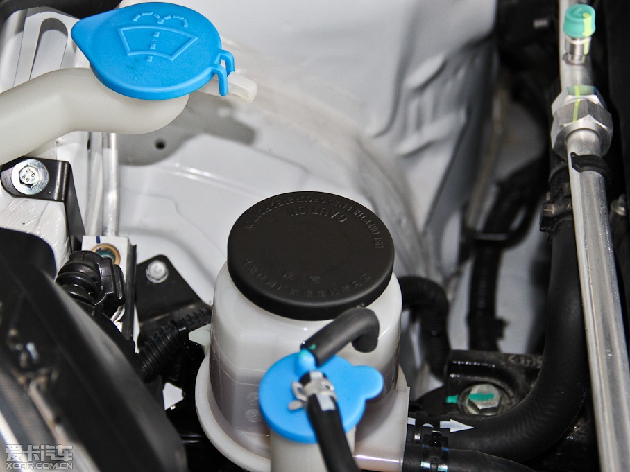 2013�����H6 ������ 1.5T �քӃ�򌾫Ӣ��