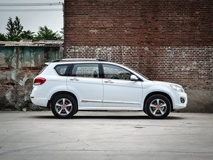 2013款升级版 1.5T 手动四驱精英型 整体外观