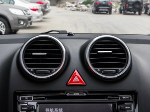 2013 1.5T ք(q)Ӣ п؅^(q)