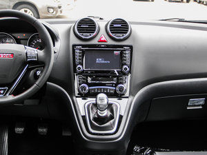 2013 1.5T ք(q)Ӣ п؅^(q)