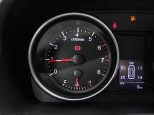 2013 1.5T ք(q)Ӣ п؅^(q)