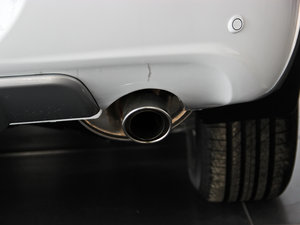 2013款升级版 1.5T 手动四驱精英型 细节外观