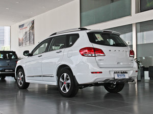 2013款升级版 1.5T 手动两驱精英型 左后45度