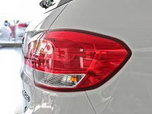 2013款升级版 1.5T 手动两驱精英型 细节外观
