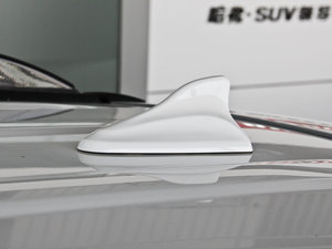 2013款升级版 1.5T 手动两驱精英型 细节外观