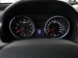 2013款升级版 1.5T 手动两驱精英型 仪表