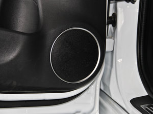 2013款升级版 1.5T 手动两驱精英型 中控区