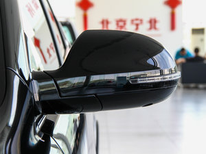 2013款运动版 1.5T 手动两驱精英型 后视镜