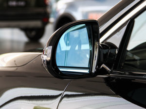 2013\Ӱ 1.5T քӃ򌾫Ӣ ^