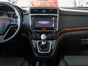 2013款运动版 1.5T 手动两驱精英型 中控台
