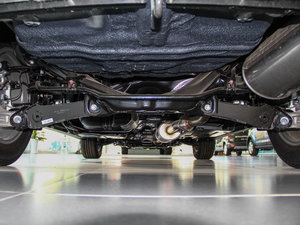 2013款运动版 1.5T 手动两驱精英型 细节外观
