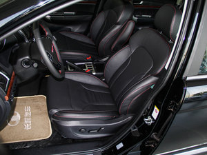 2013款运动版 1.5T 手动两驱精英型 主驾驶座椅