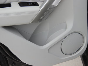 2014款1.5T 手动两驱精英版 空间座椅