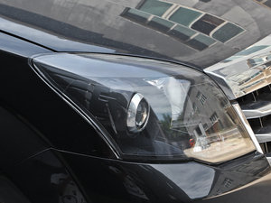 2013款智尊版 2.0T手动四驱进取型 细节外观