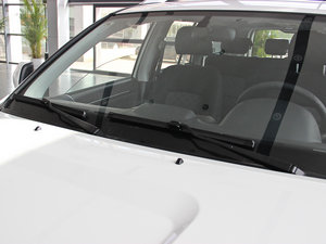 2013款智尊版 2.0L手动两驱进取型 雨刷