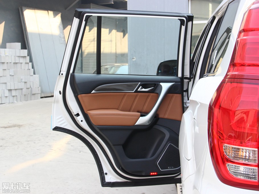 2015�����H9 2.0T �Ԅӳ����A�� 7��