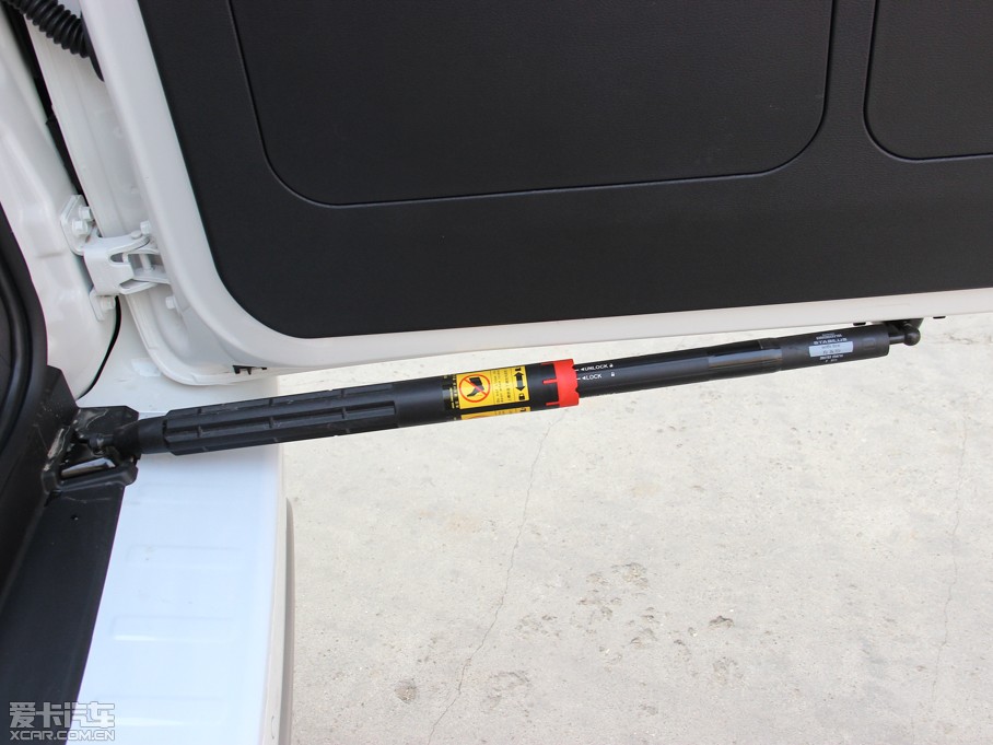 2015�����H9 2.0T �Ԅӳ����A�� 7��