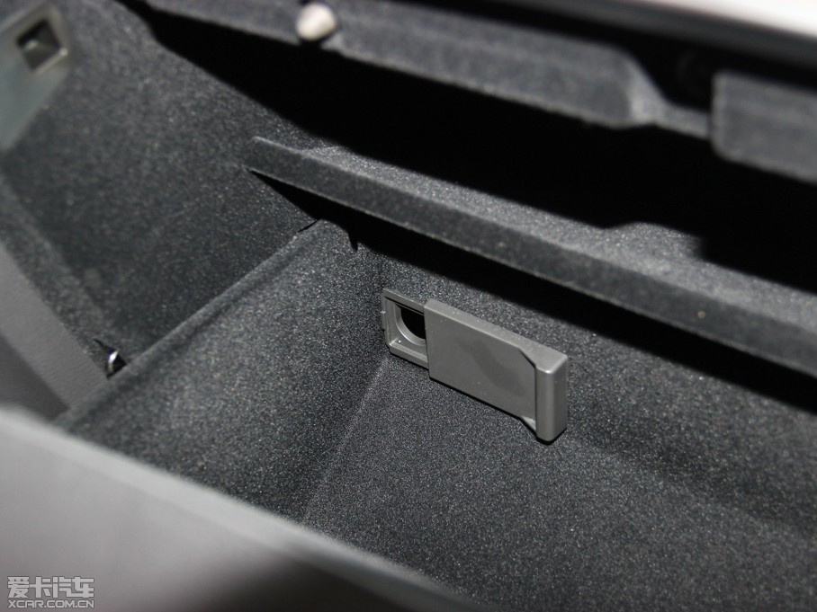 2015�����H9 2.0T �Ԅӳ����A�� 7��