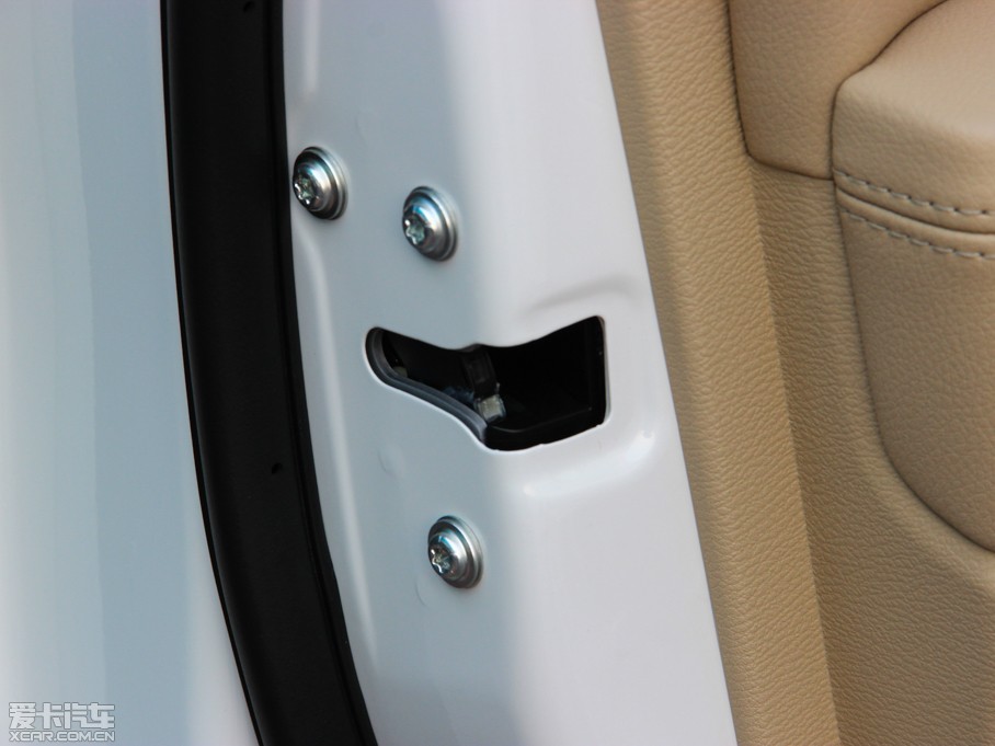 2015�����H9 2.0T �ԄӘ˜��� 7��