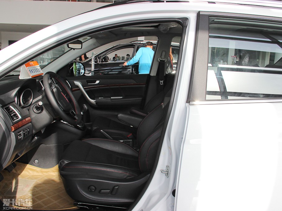 2014�����H6 �\(y��n)��(d��ng)�� 1.5T �ք�(d��ng)���(q��)��Ӣ��