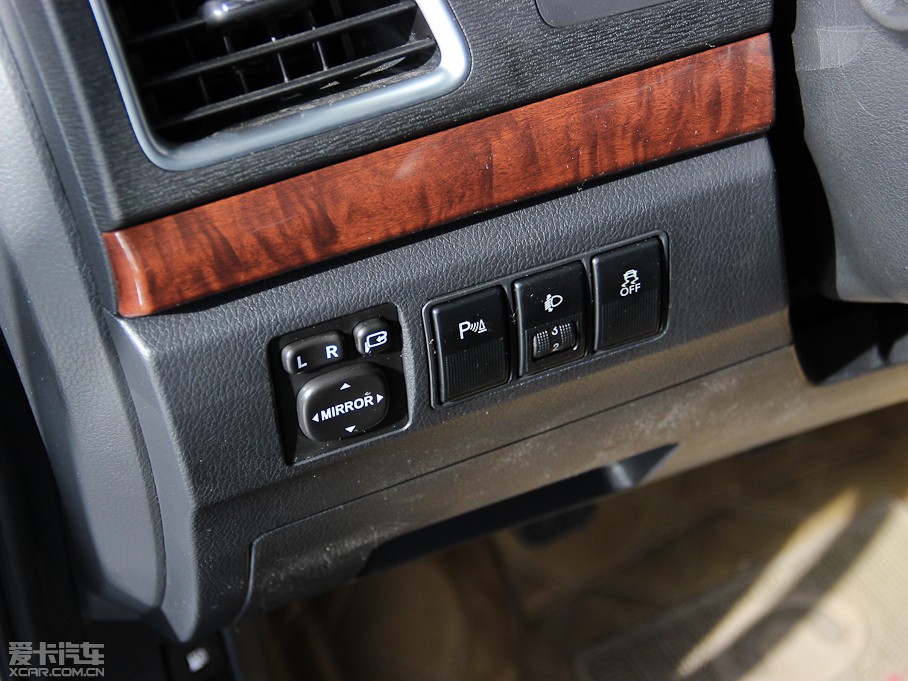 2014�����H6 �\(y��n)��(d��ng)�� 1.5T �ք�(d��ng)���(q��)��Ӣ��