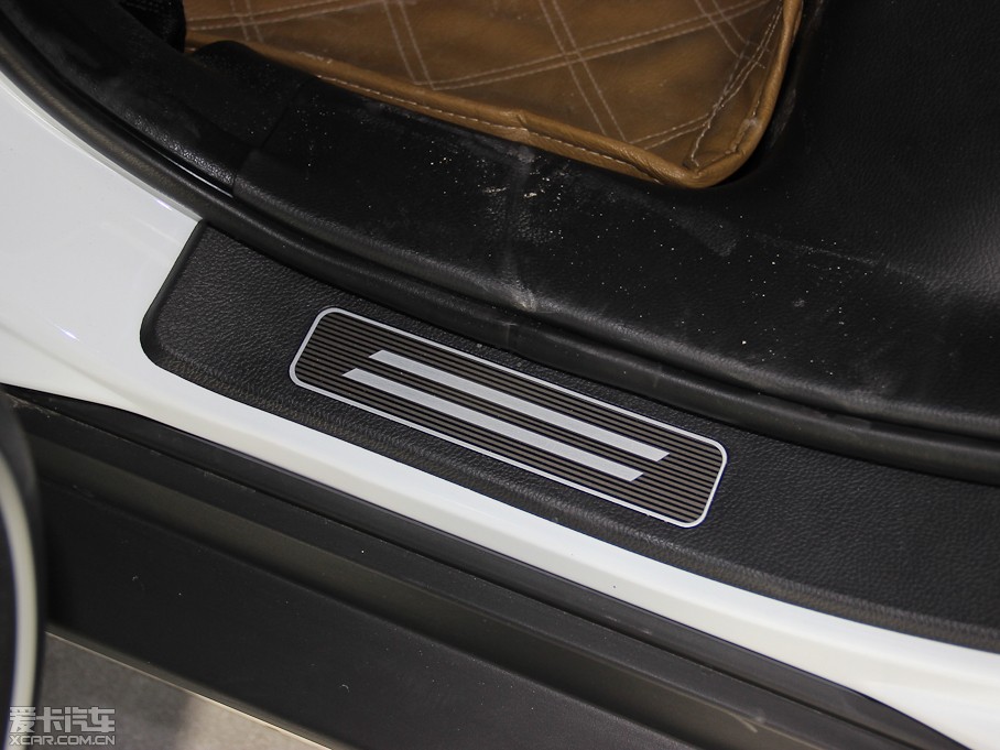 2014�����H6 �\(y��n)�Ӱ� 1.5T �ք����(q��)��Ӣ��