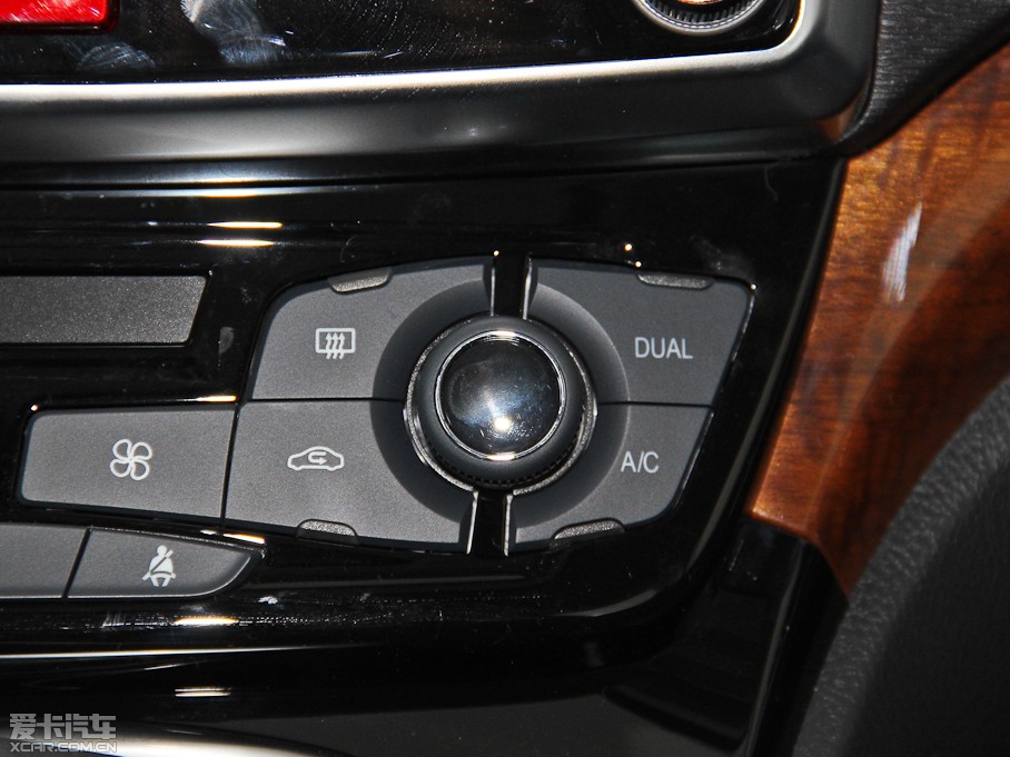 2014H6 Ŀ\Ӱ 1.5T քӃ򌾫Ӣ