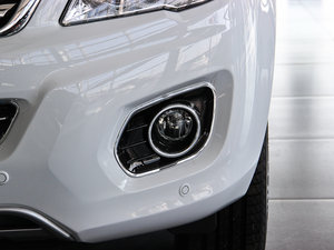 2014款1.5T 手动四驱都市型 前雾灯